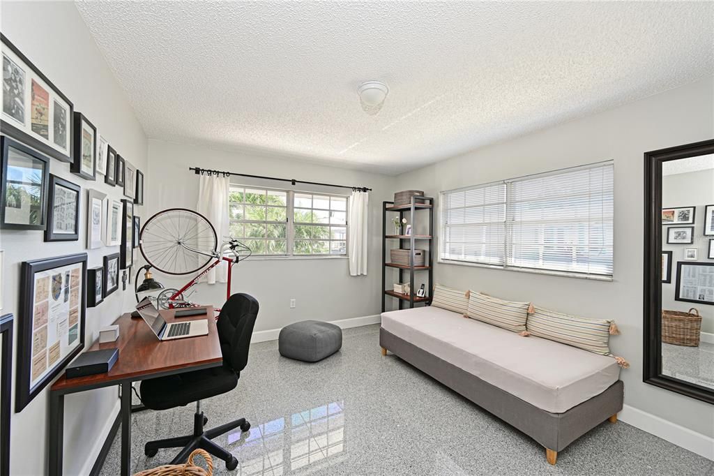 En Venta: $335,000 (2 camas, 2 baños, 1234 Pies cuadrados)