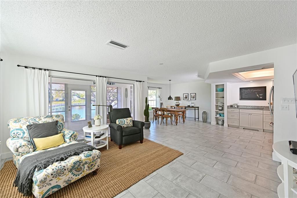 En Venta: $335,000 (2 camas, 2 baños, 1234 Pies cuadrados)