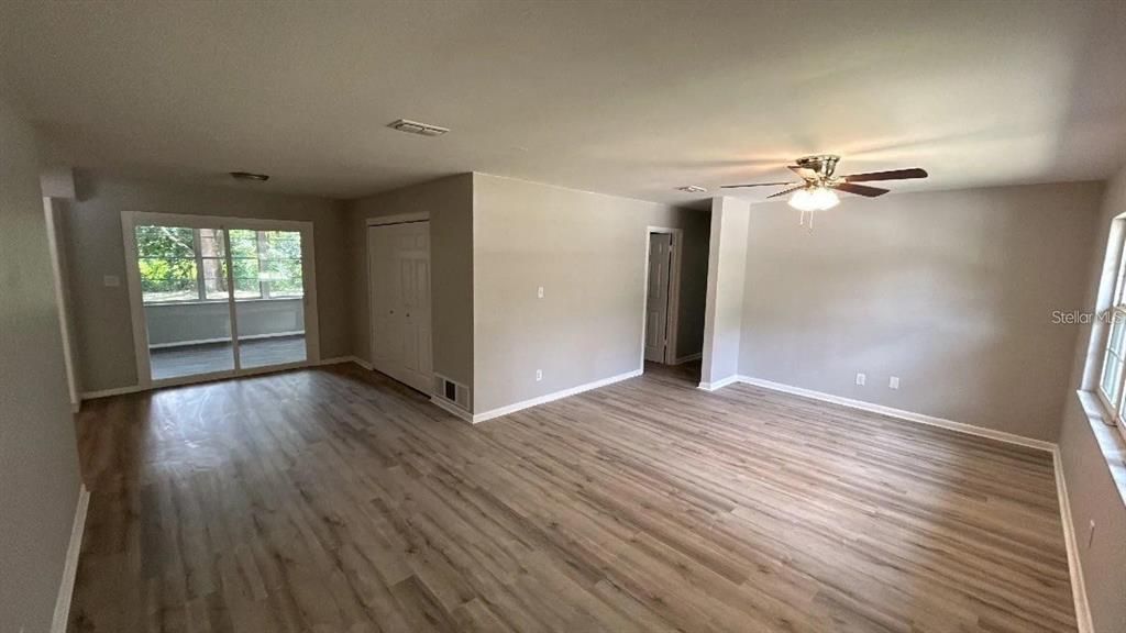 For Sale: $329,900 (4 beds, 1 baths, 1775 Square Feet)