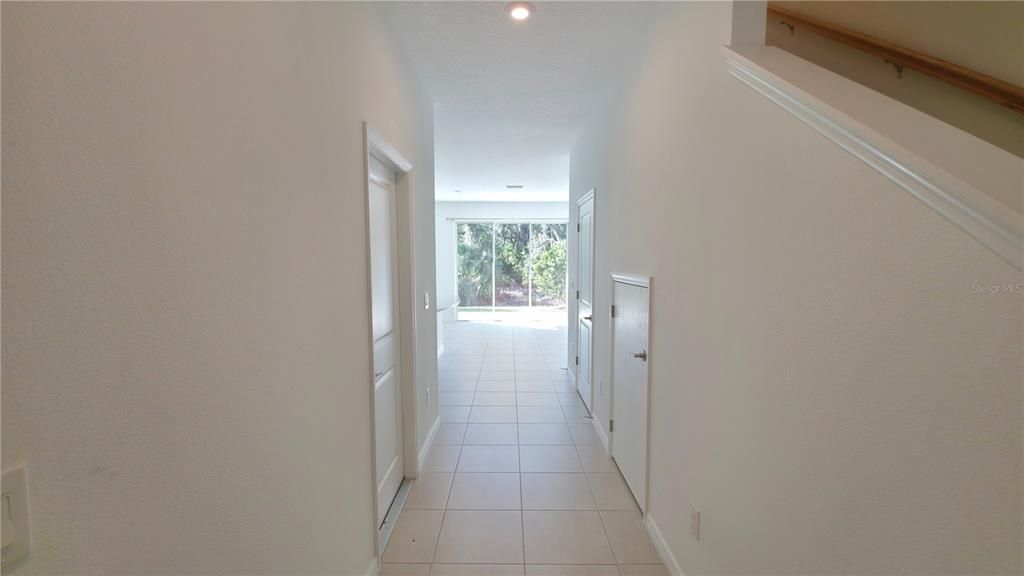 For Rent: $2,285 (3 beds, 2 baths, 1417 Square Feet)