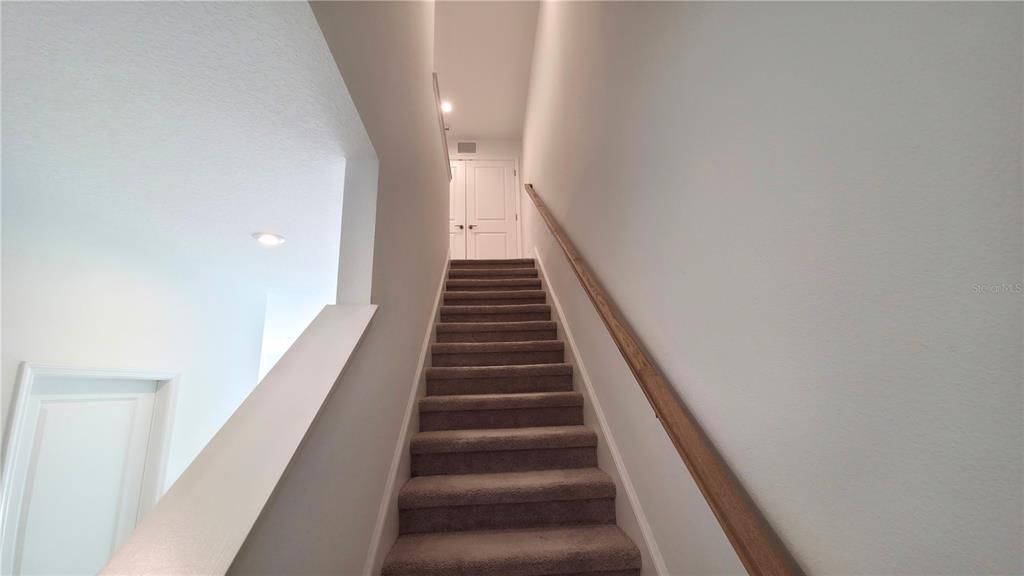 For Rent: $2,285 (3 beds, 2 baths, 1417 Square Feet)