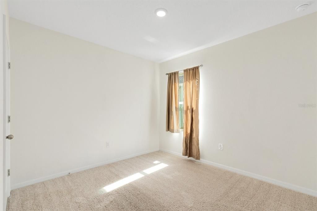 En Renta: $2,450 (4 camas, 2 baños, 1830 Pies cuadrados)