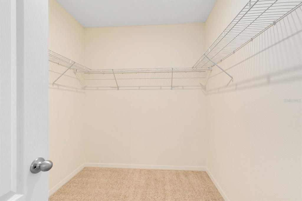 En Renta: $2,450 (4 camas, 2 baños, 1830 Pies cuadrados)