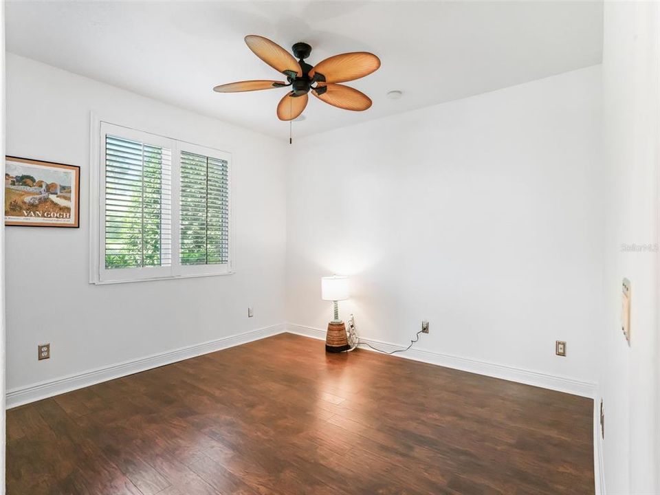 En Venta: $564,900 (3 camas, 3 baños, 2833 Pies cuadrados)