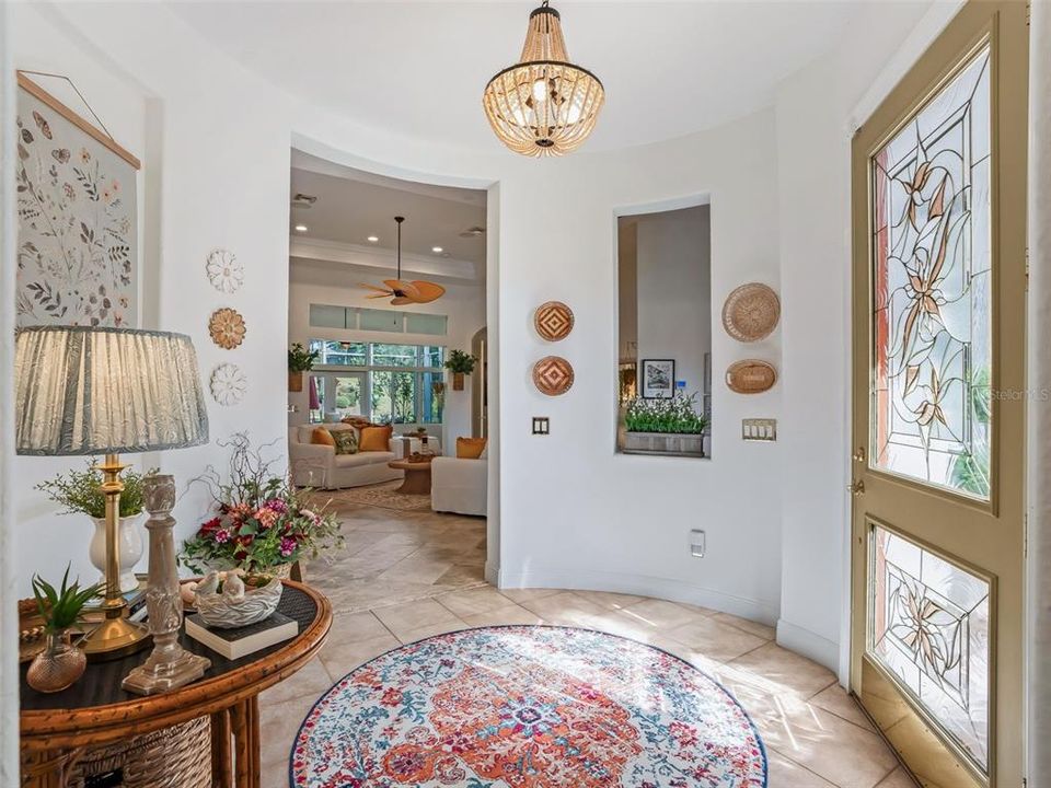 En Venta: $564,900 (3 camas, 3 baños, 2833 Pies cuadrados)