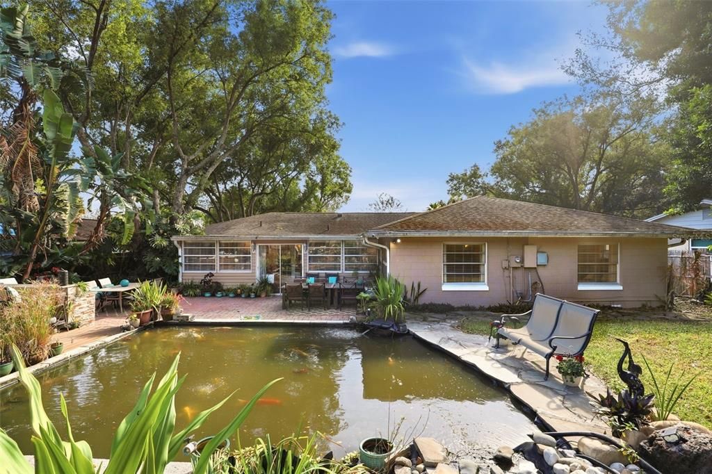 For Sale: $400,000 (3 beds, 2 baths, 1825 Square Feet)