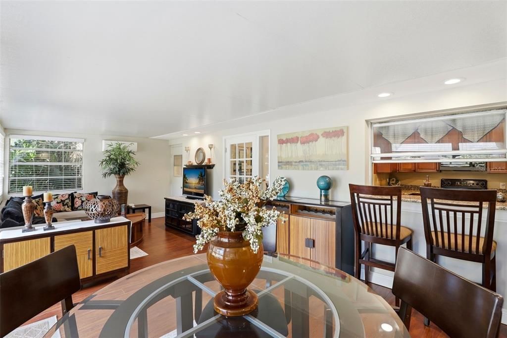 For Sale: $400,000 (3 beds, 2 baths, 1825 Square Feet)