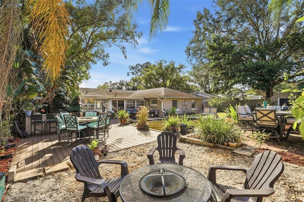 For Sale: $400,000 (3 beds, 2 baths, 1825 Square Feet)