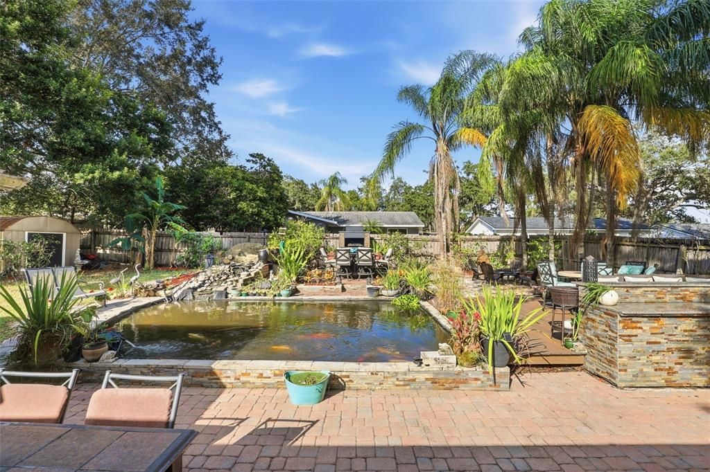 For Sale: $400,000 (3 beds, 2 baths, 1825 Square Feet)