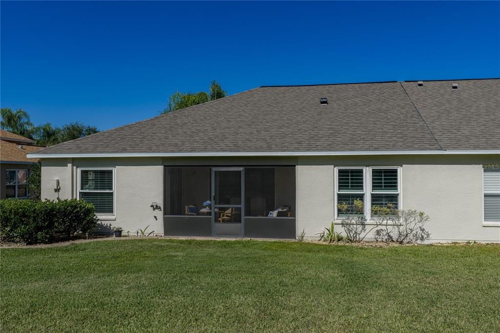 合同活跃: $340,000 (2 贝兹, 2 浴室, 1521 平方英尺)