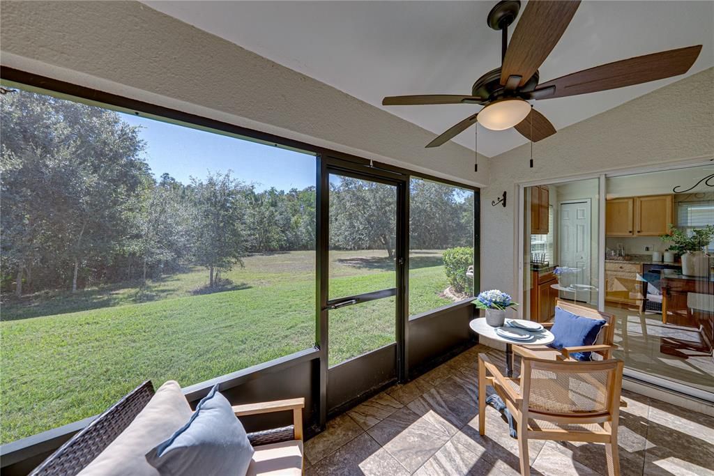 合同活跃: $340,000 (2 贝兹, 2 浴室, 1521 平方英尺)