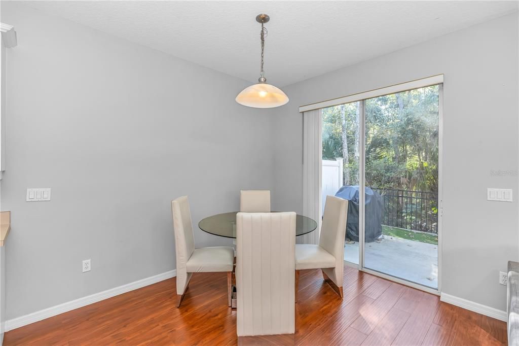 待售: $350,000 (3 贝兹, 2 浴室, 1602 平方英尺)