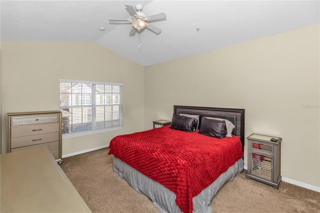 待售: $350,000 (3 贝兹, 2 浴室, 1602 平方英尺)