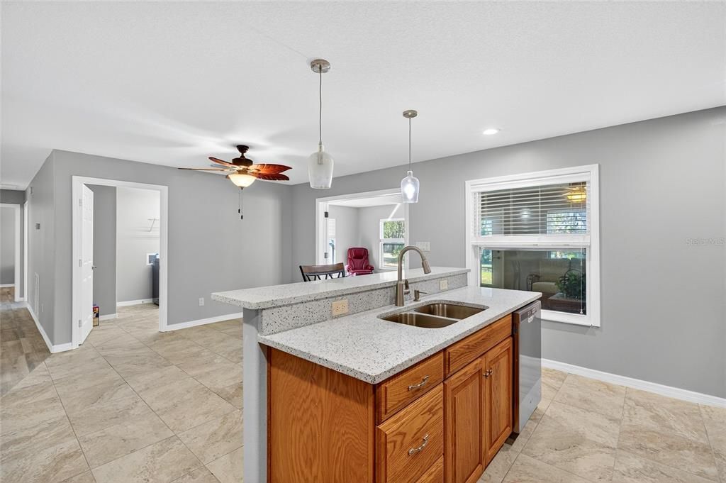 На продажу: $650,000 (3 спален, 2 ванн, 2277 Квадратных фут)