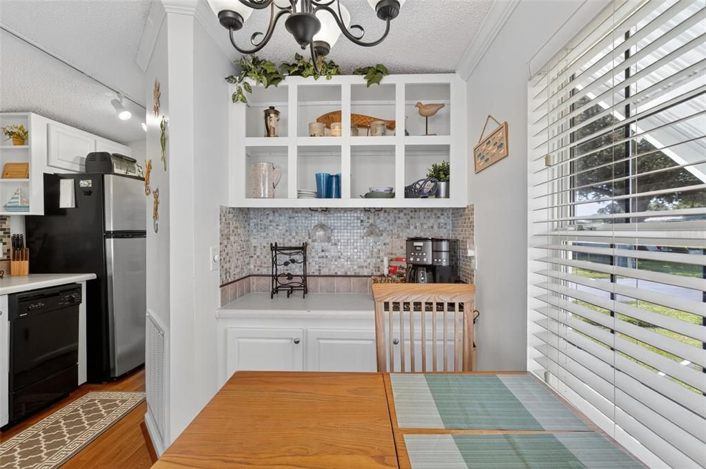 For Sale: $84,000 (1 beds, 1 baths, 404 Square Feet)