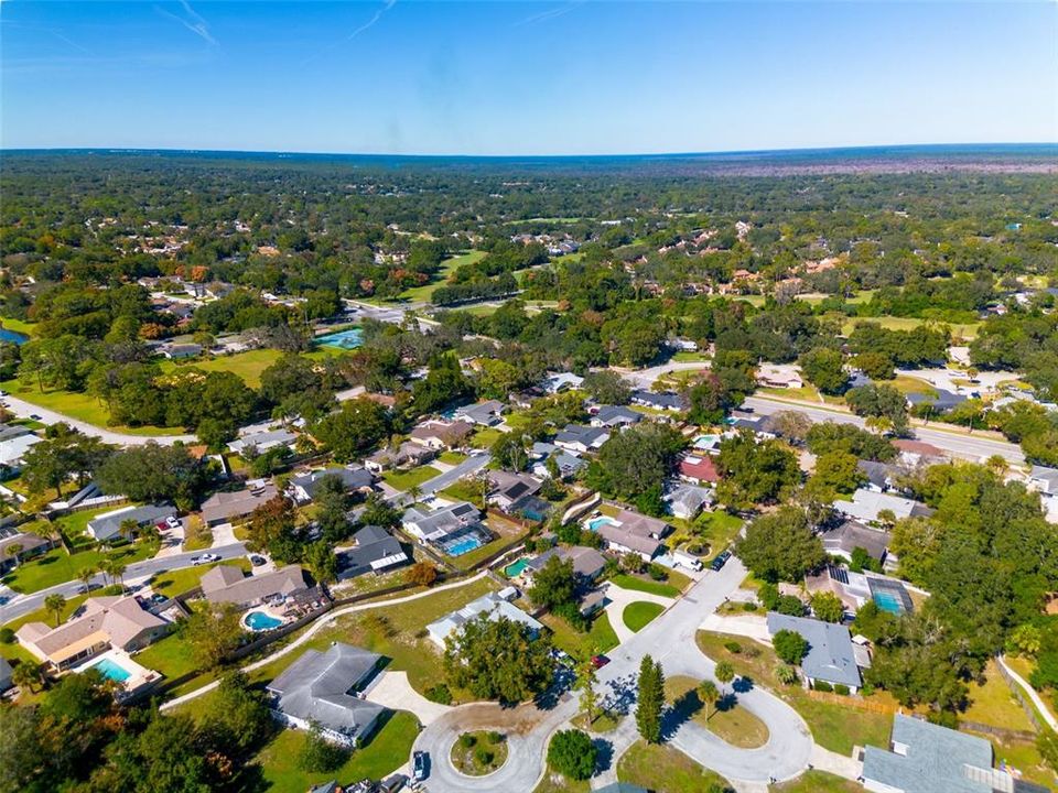 合同活跃: $375,000 (3 贝兹, 2 浴室, 1489 平方英尺)