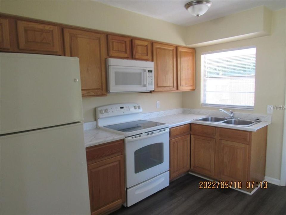 В аренду: $1,100 (2 спален, 1 ванн, 1000 Квадратных фут)