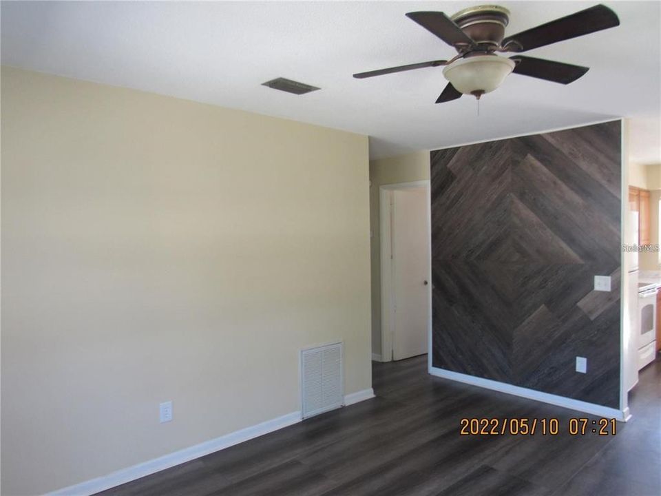 В аренду: $1,100 (2 спален, 1 ванн, 1000 Квадратных фут)