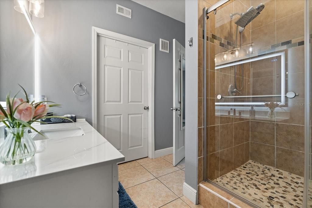 В аренду: $1,650 (2 спален, 2 ванн, 1062 Квадратных фут)