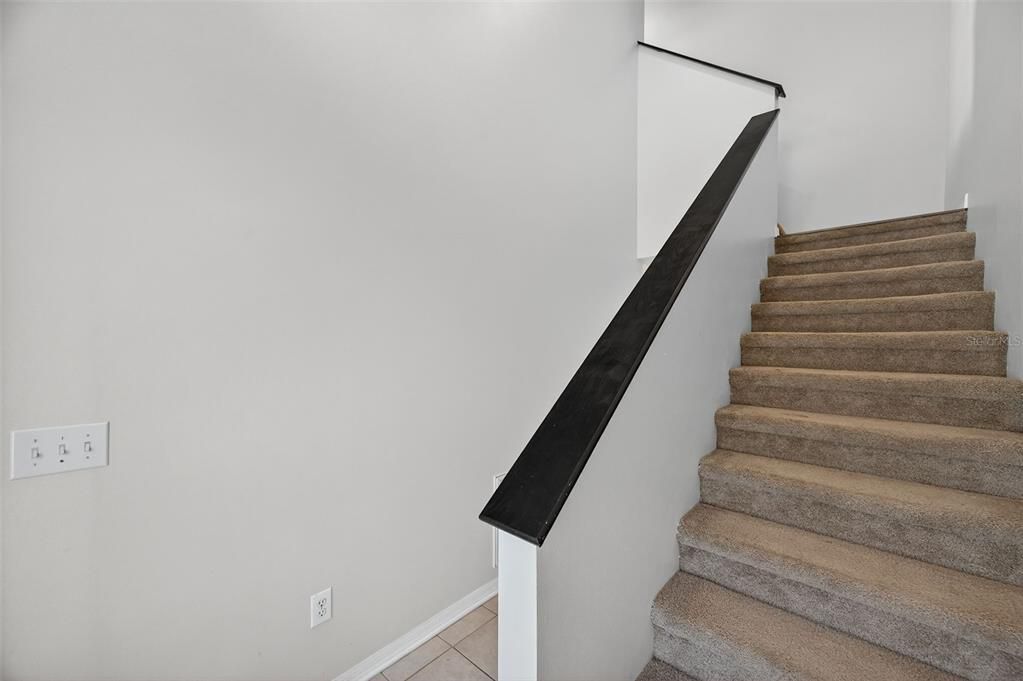 На продажу: $377,000 (3 спален, 2 ванн, 1608 Квадратных фут)