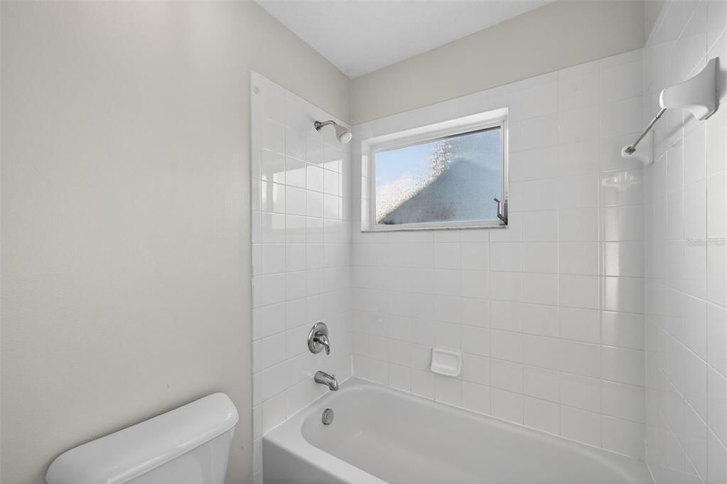 На продажу: $377,000 (3 спален, 2 ванн, 1608 Квадратных фут)