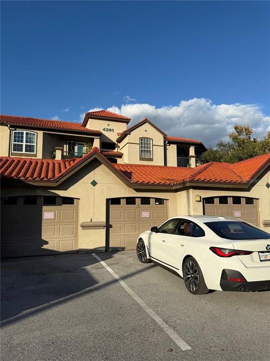 For Rent: $1,750 (2 beds, 2 baths, 1107 Square Feet)