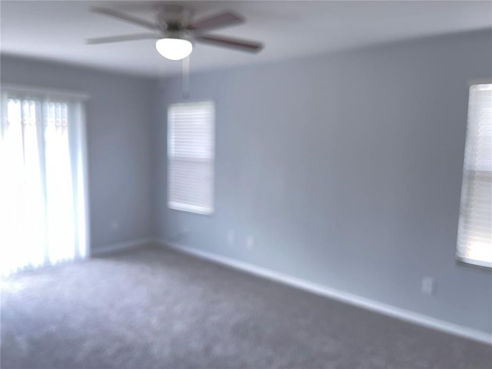 For Rent: $1,900 (3 beds, 2 baths, 1409 Square Feet)