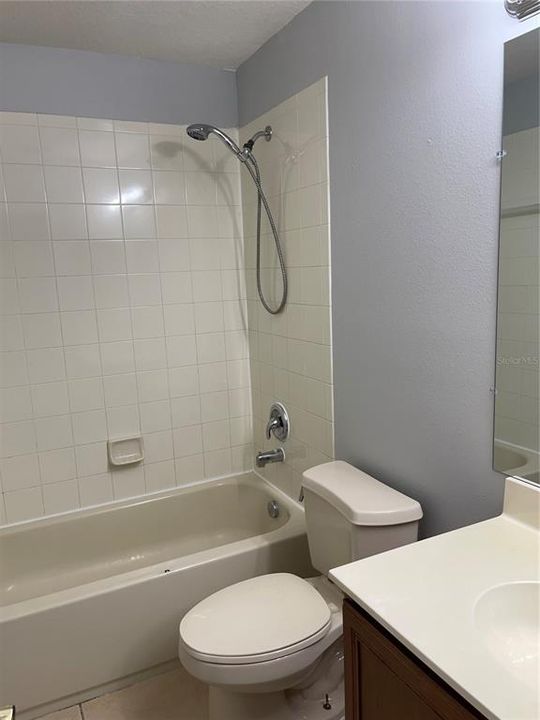 For Rent: $1,900 (3 beds, 2 baths, 1409 Square Feet)