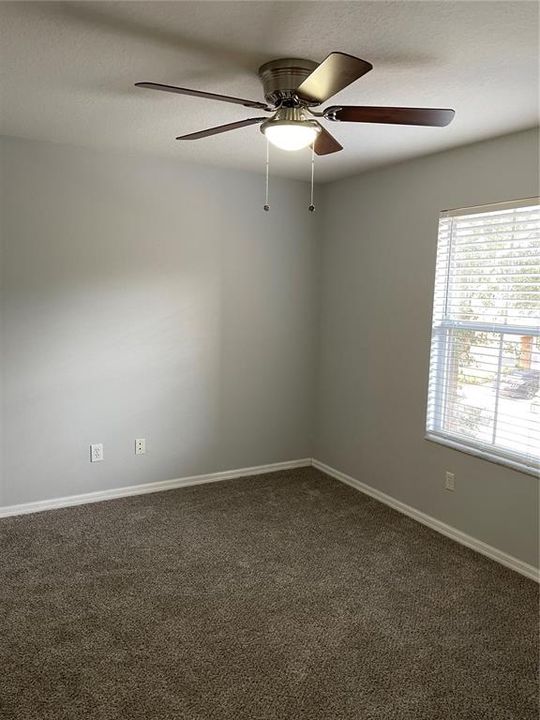 For Rent: $1,900 (3 beds, 2 baths, 1409 Square Feet)