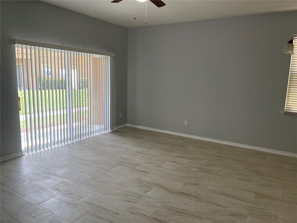 For Rent: $1,900 (3 beds, 2 baths, 1409 Square Feet)