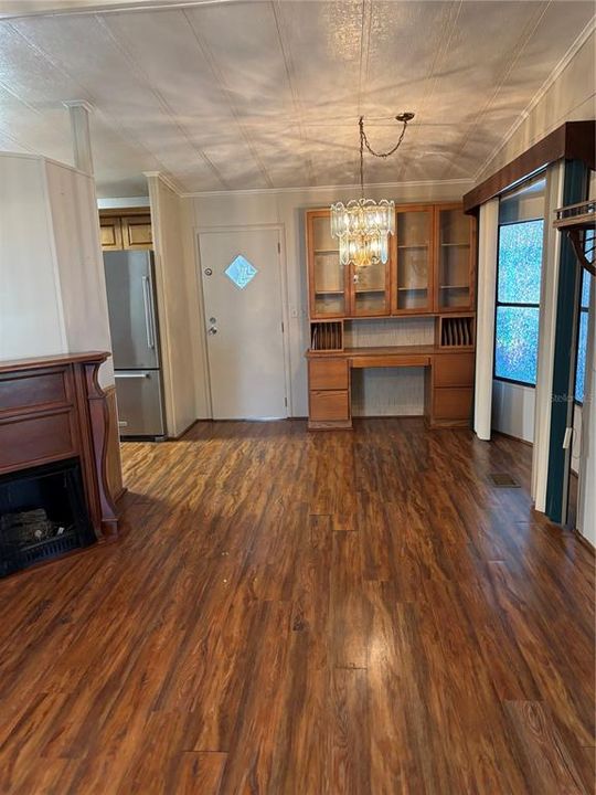 待售: $130,000 (2 贝兹, 2 浴室, 1058 平方英尺)