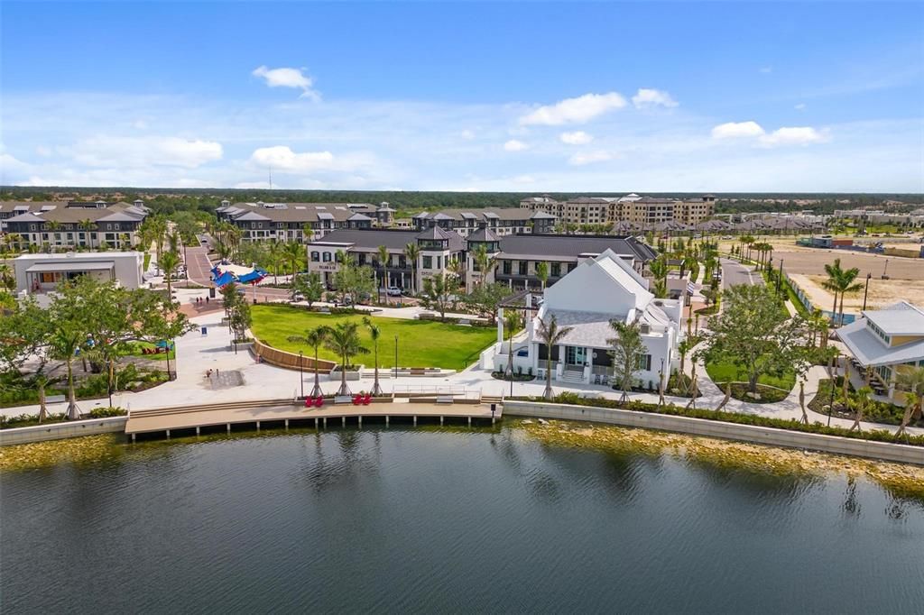 En Venta: $879,000 (3 camas, 2 baños, 2427 Pies cuadrados)