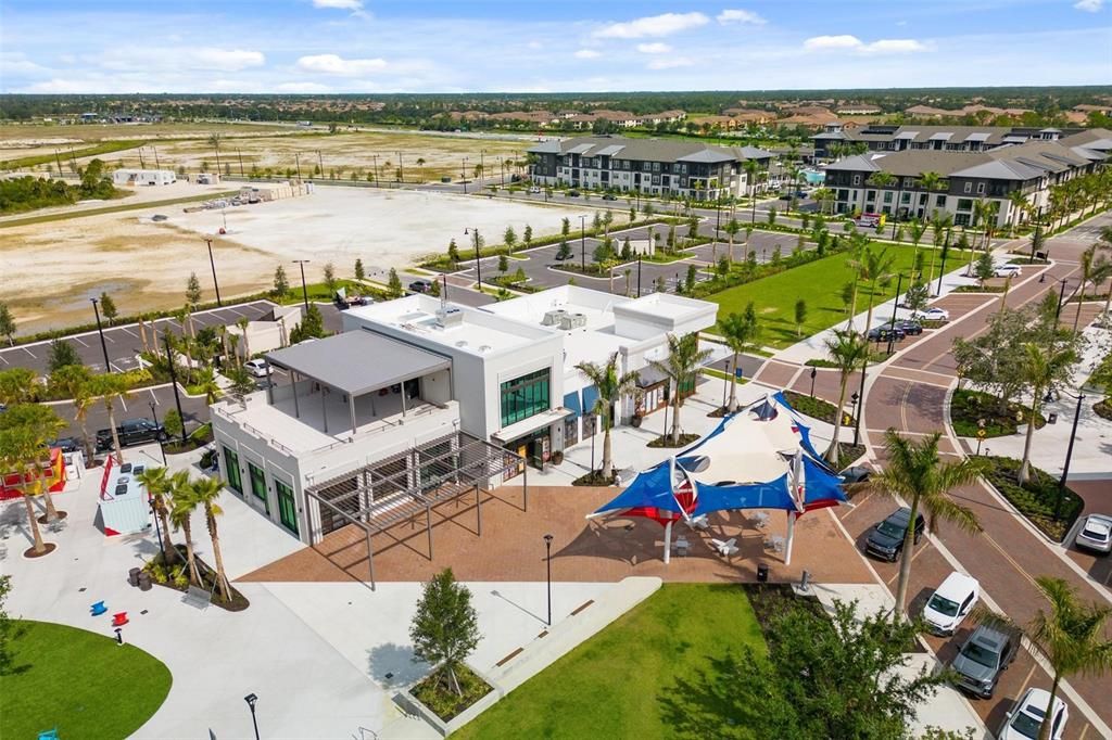 En Venta: $879,000 (3 camas, 2 baños, 2427 Pies cuadrados)