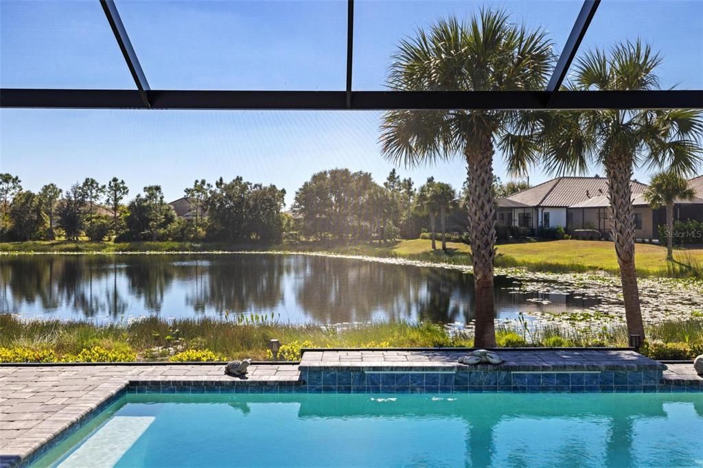 En Venta: $879,000 (3 camas, 2 baños, 2427 Pies cuadrados)