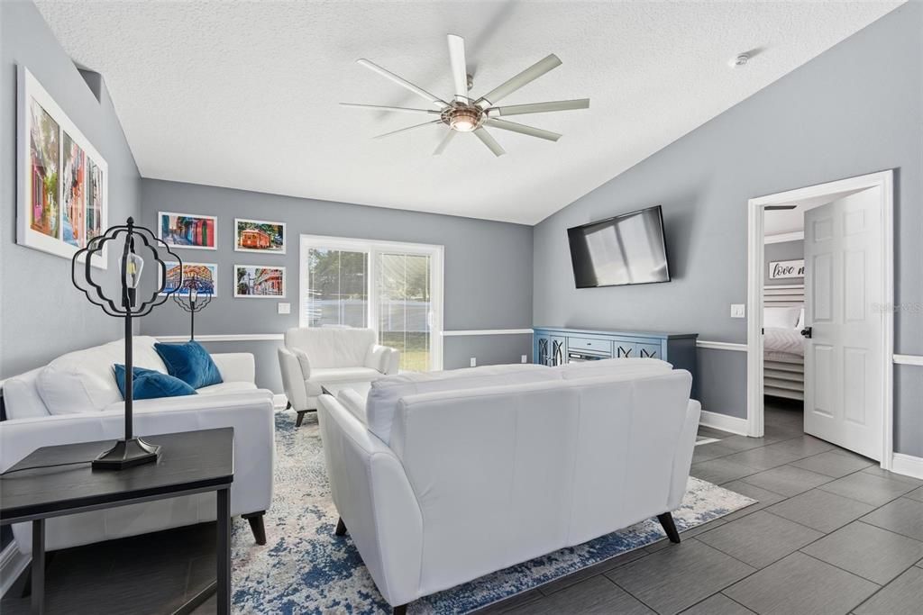 待售: $372,000 (3 贝兹, 2 浴室, 1292 平方英尺)