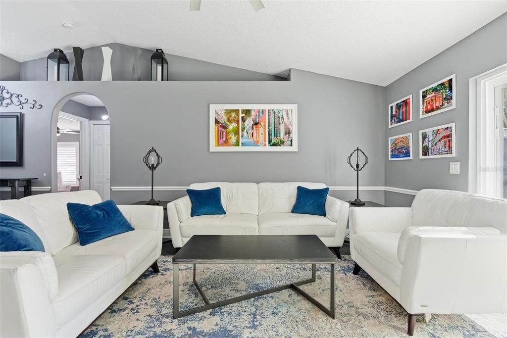 待售: $372,000 (3 贝兹, 2 浴室, 1292 平方英尺)