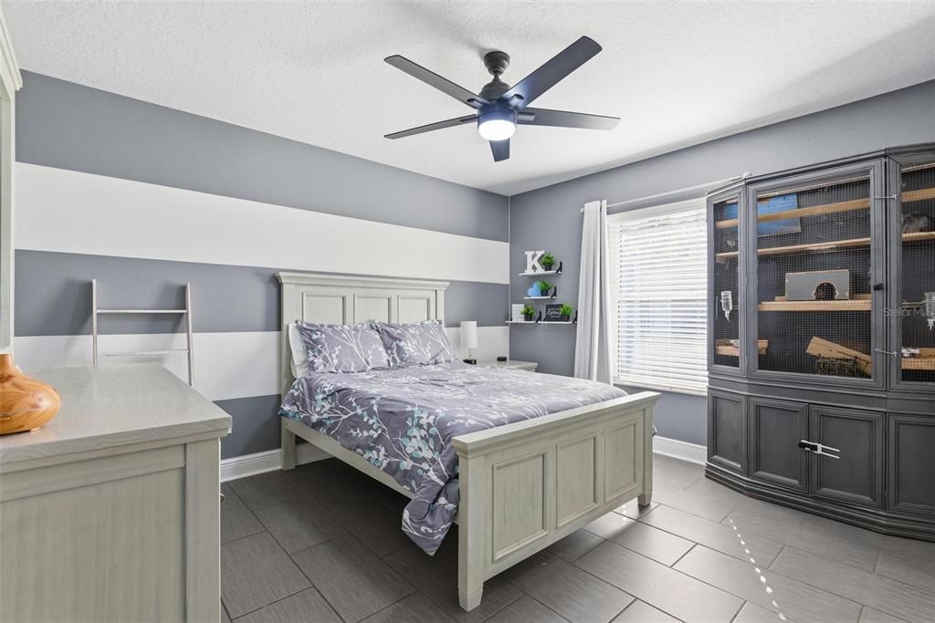 待售: $372,000 (3 贝兹, 2 浴室, 1292 平方英尺)