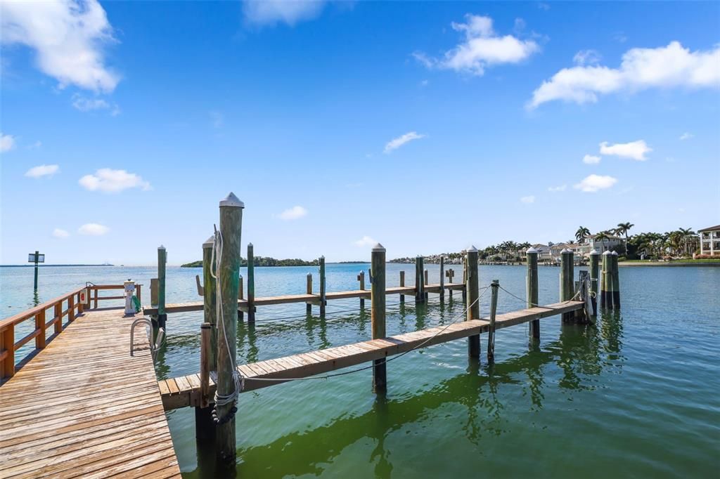 For Sale: $675,000 (3 beds, 2 baths, 1500 Square Feet)