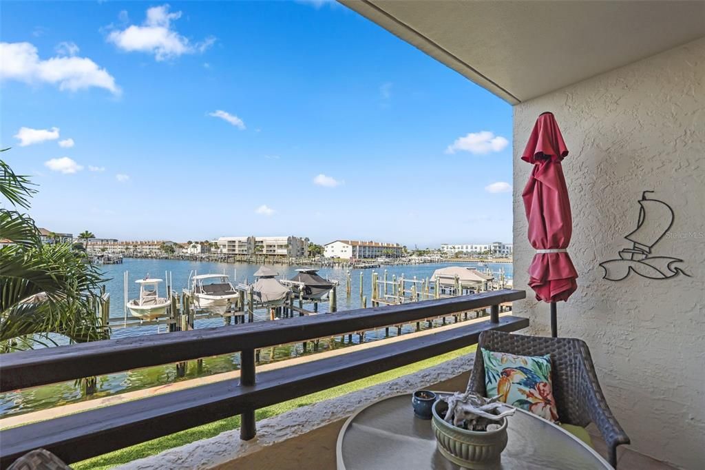 For Sale: $675,000 (3 beds, 2 baths, 1500 Square Feet)