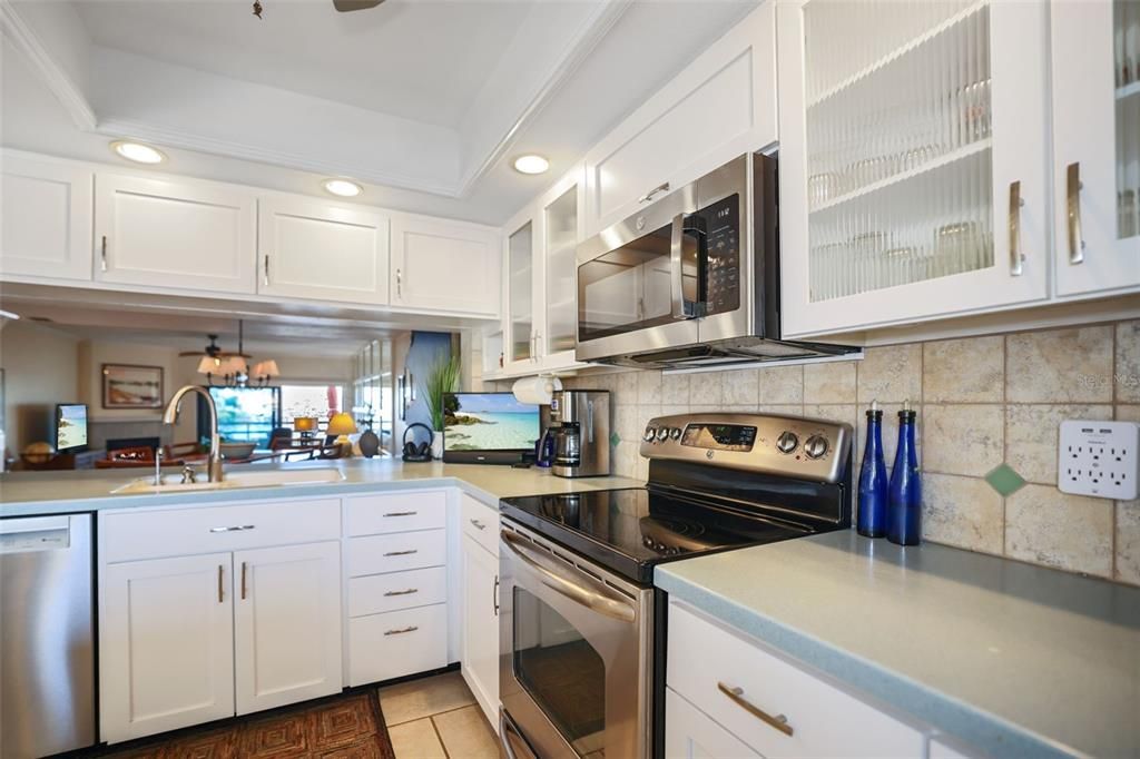 For Sale: $675,000 (3 beds, 2 baths, 1500 Square Feet)