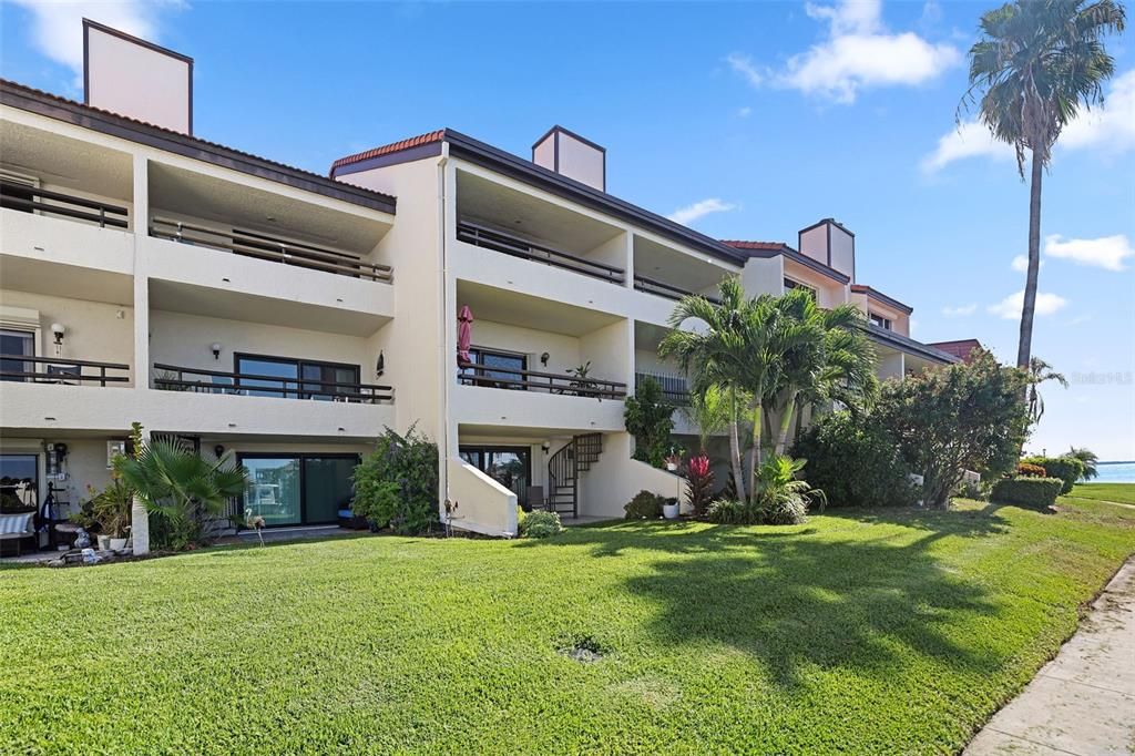 For Sale: $675,000 (3 beds, 2 baths, 1500 Square Feet)