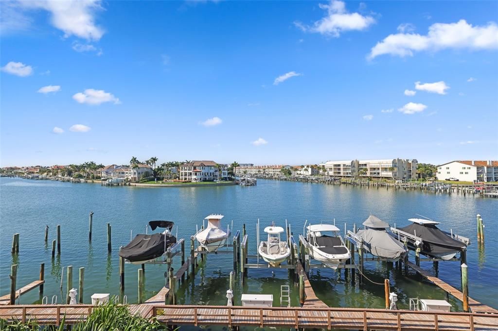 For Sale: $675,000 (3 beds, 2 baths, 1500 Square Feet)