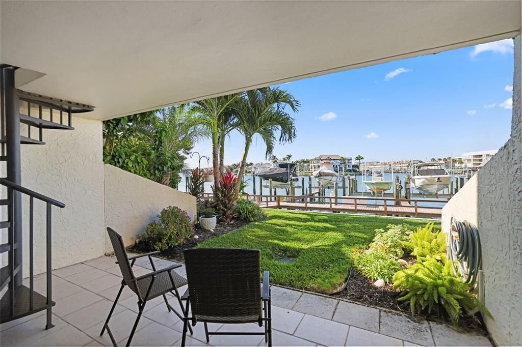 For Sale: $675,000 (3 beds, 2 baths, 1500 Square Feet)