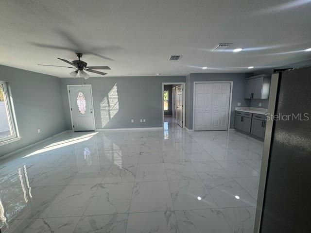 待售: $280,000 (5 贝兹, 2 浴室, 1602 平方英尺)