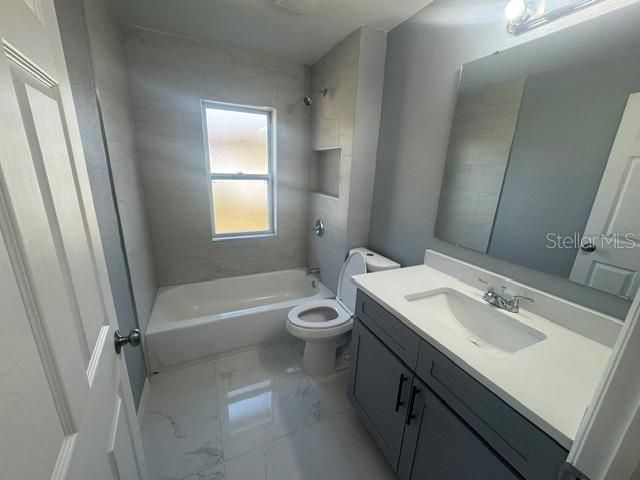 待售: $280,000 (5 贝兹, 2 浴室, 1602 平方英尺)