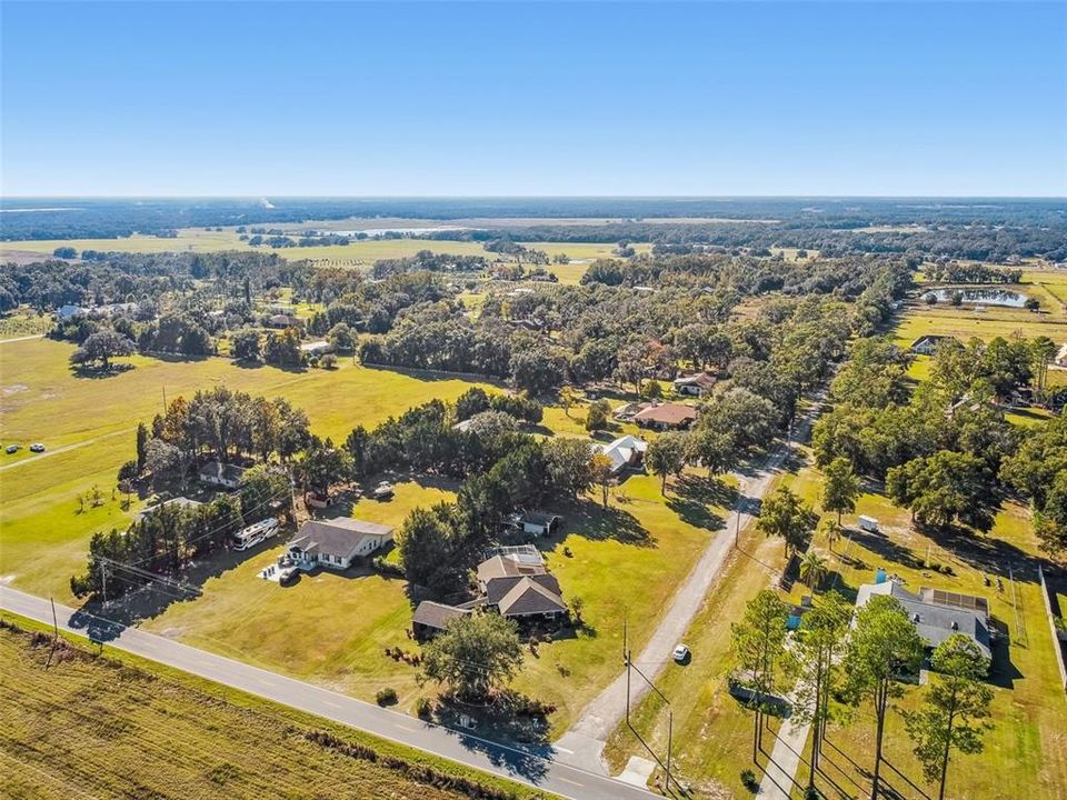 For Sale: $559,900 (3 beds, 2 baths, 2212 Square Feet)