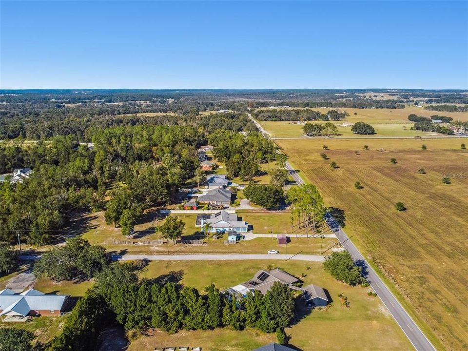 For Sale: $559,900 (3 beds, 2 baths, 2212 Square Feet)