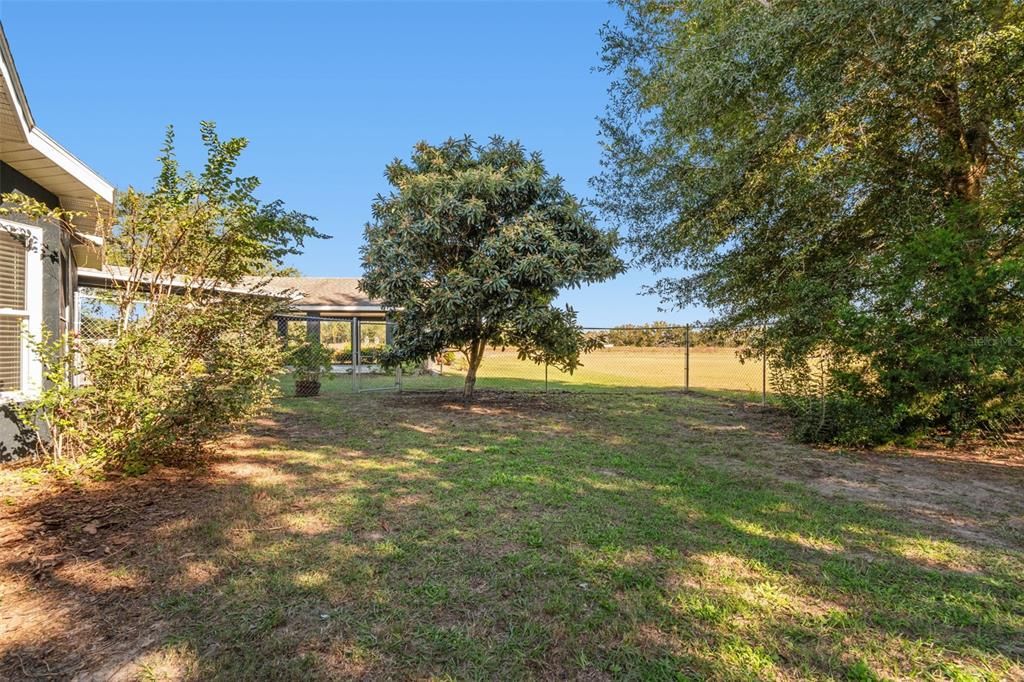 For Sale: $559,900 (3 beds, 2 baths, 2212 Square Feet)