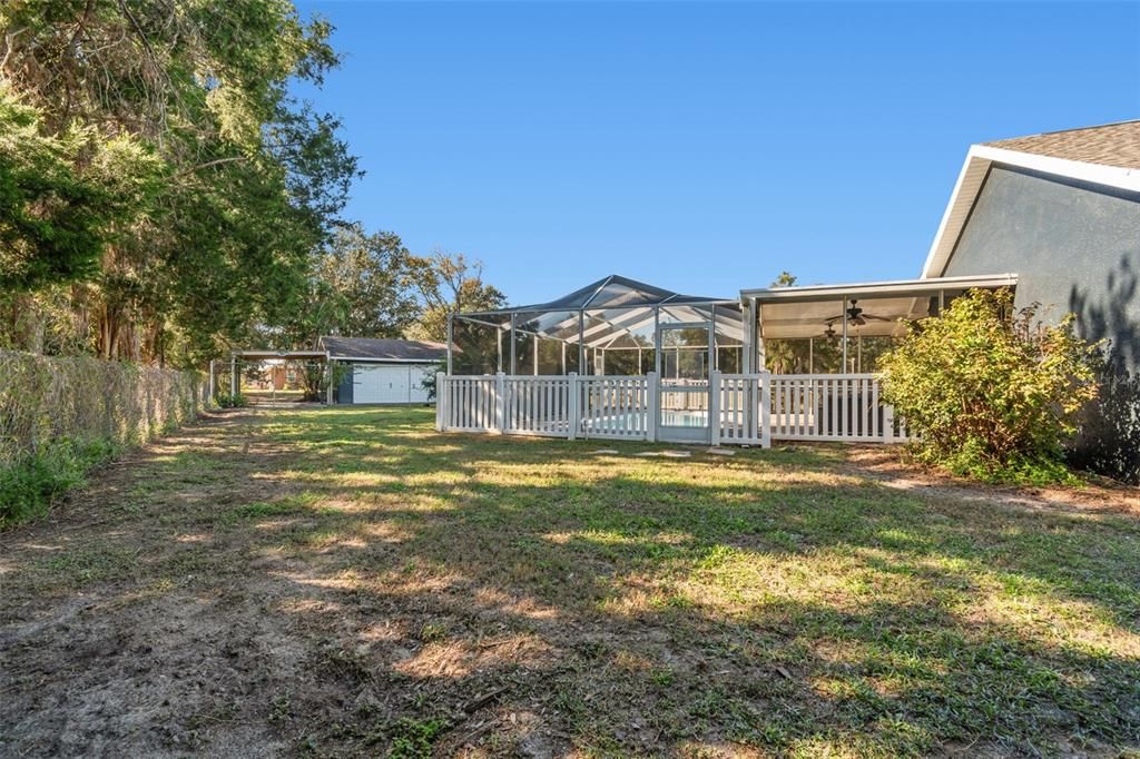 For Sale: $559,900 (3 beds, 2 baths, 2212 Square Feet)