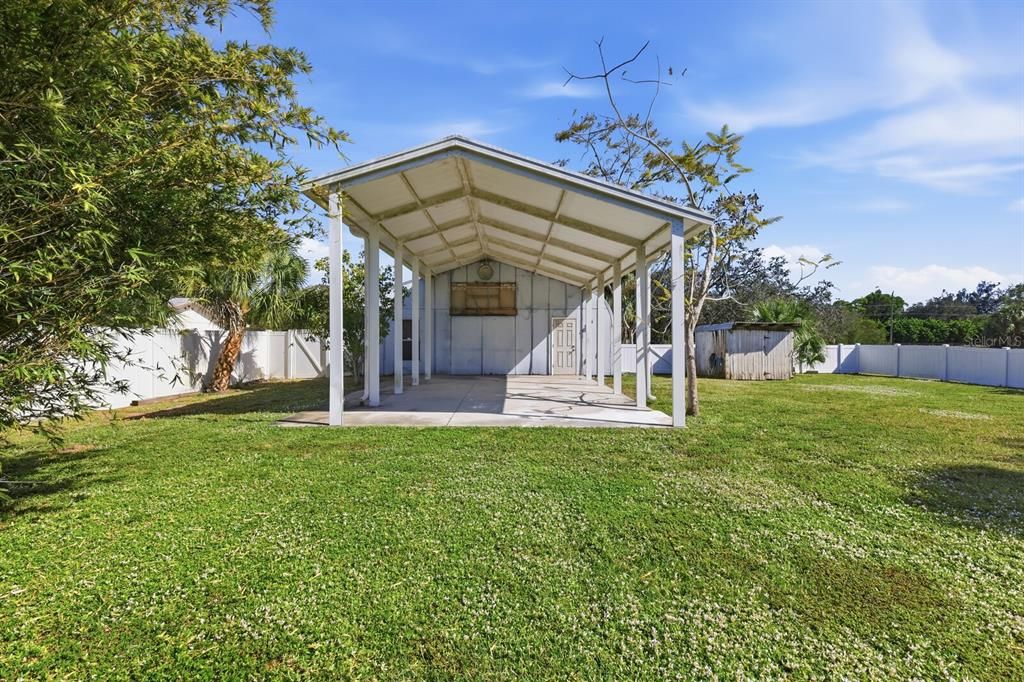 En Venta: $925,000 (5 camas, 3 baños, 2940 Pies cuadrados)